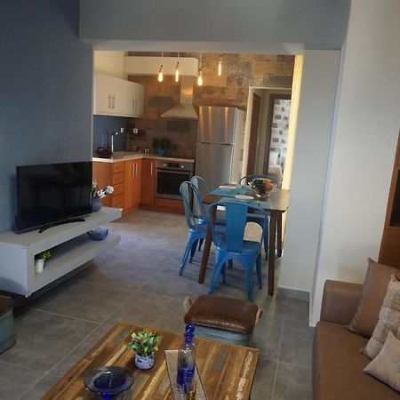 Seas The View Apartman Hriszí Aktí Haniá Kültér fotó