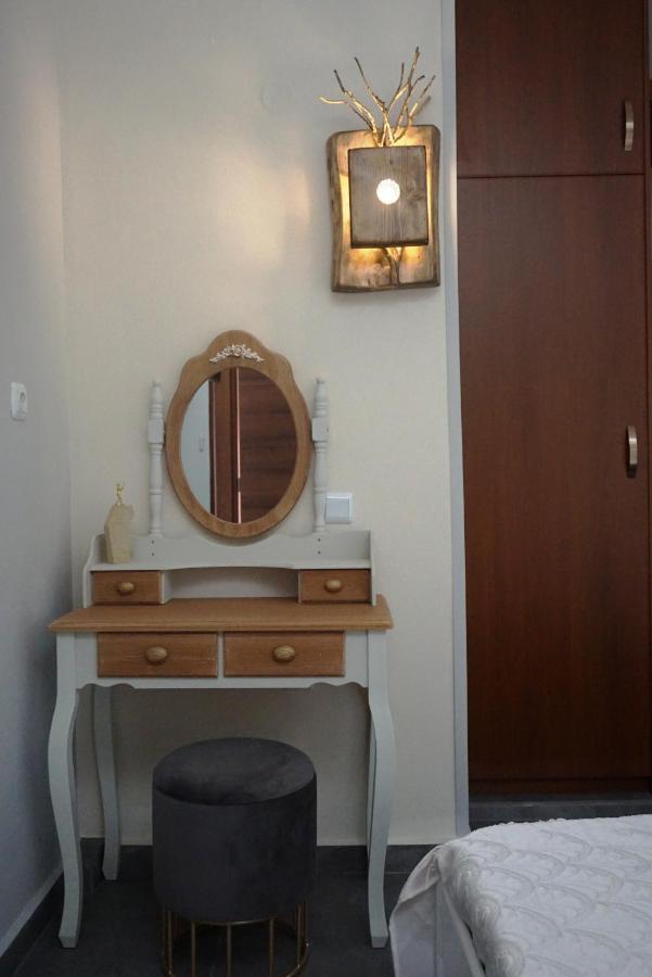 Seas The View Apartman Hriszí Aktí Haniá Kültér fotó